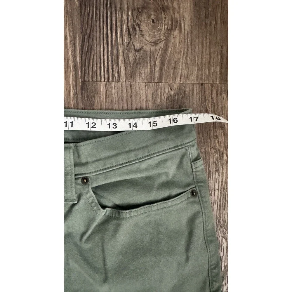 J. Crew Jeans Men's 33x34 Green Slim Fit Flex Straight Leg Garment Dye Classic
